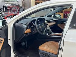 تويوتا أفالون